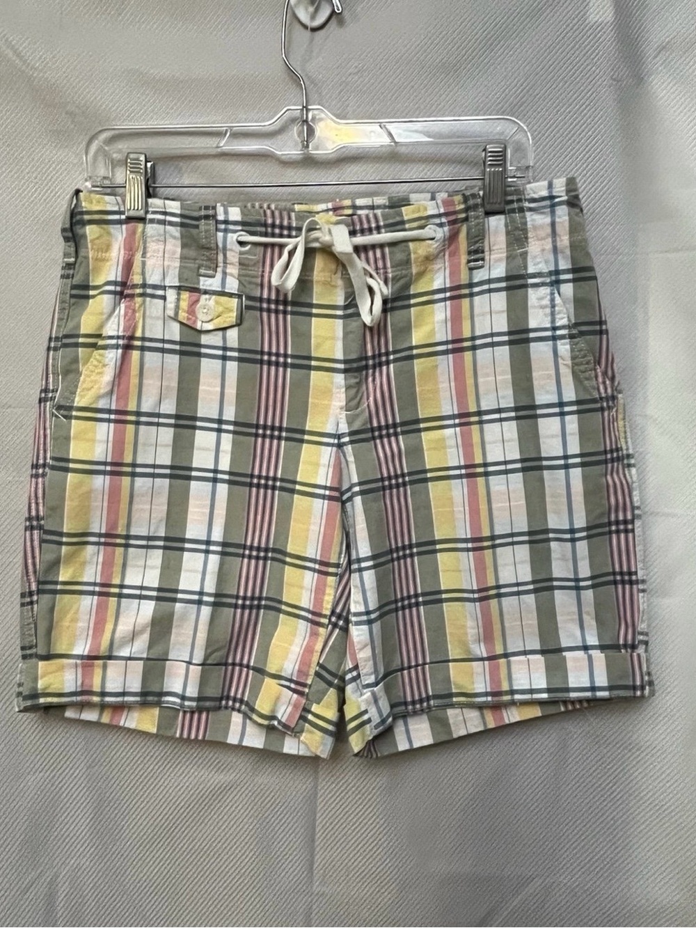 Eddie  Bauer Women’s Plaid Summer Shorts - Multicolor Size 8